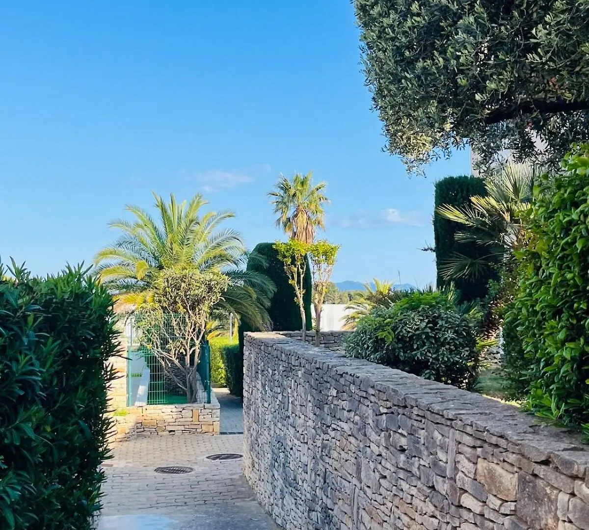 T2 Terrasse Vue Mer Bandol Apartment
